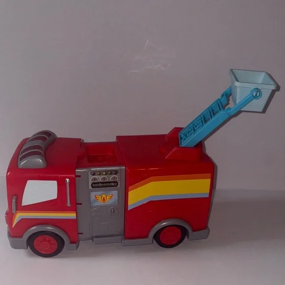 Disney Junior FireBuds Fire Truck Vehicle - Works - No Figures - Picture 4 of 10